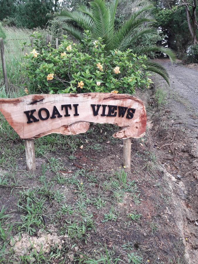 koati views Hotel Lake Ohia Esterno foto