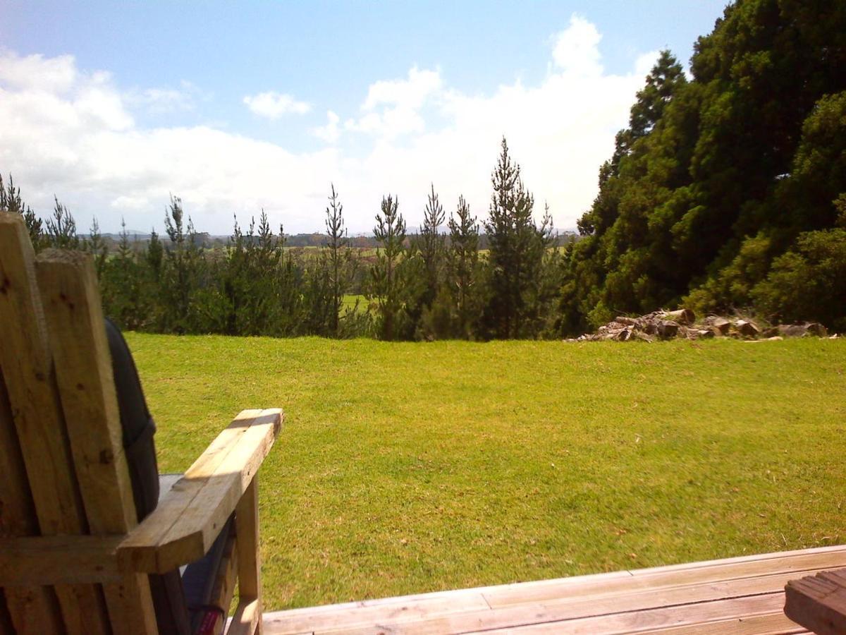 koati views Hotel Lake Ohia Esterno foto